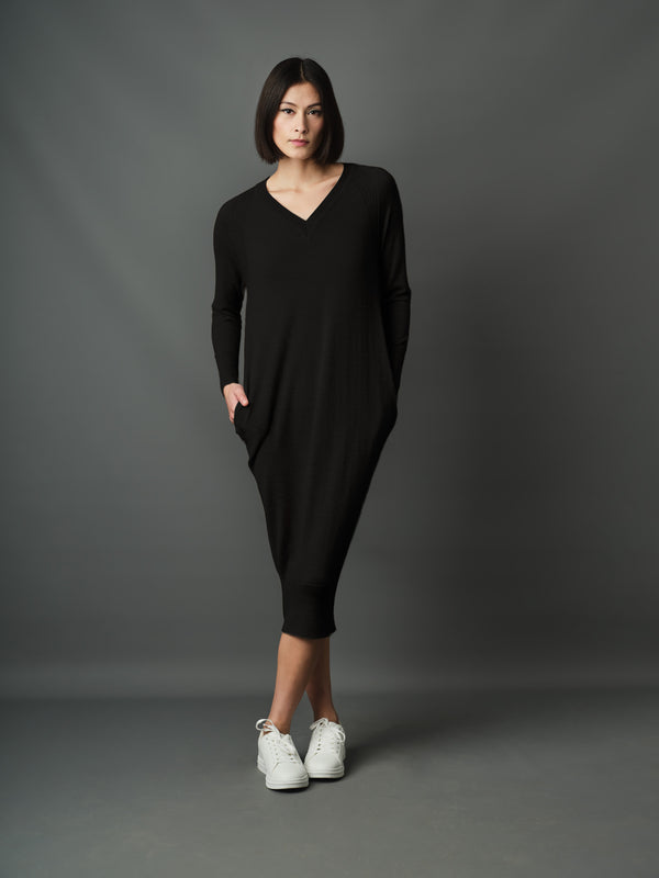 Ponti V-Neck Relax Fit Dress with Pockets
